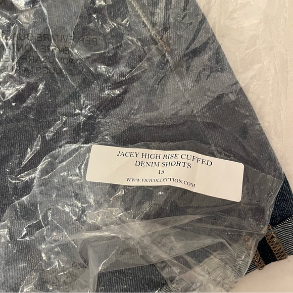 VICI Jacey High Rise Cuffed Denim Shorts - Picture 6 of 6